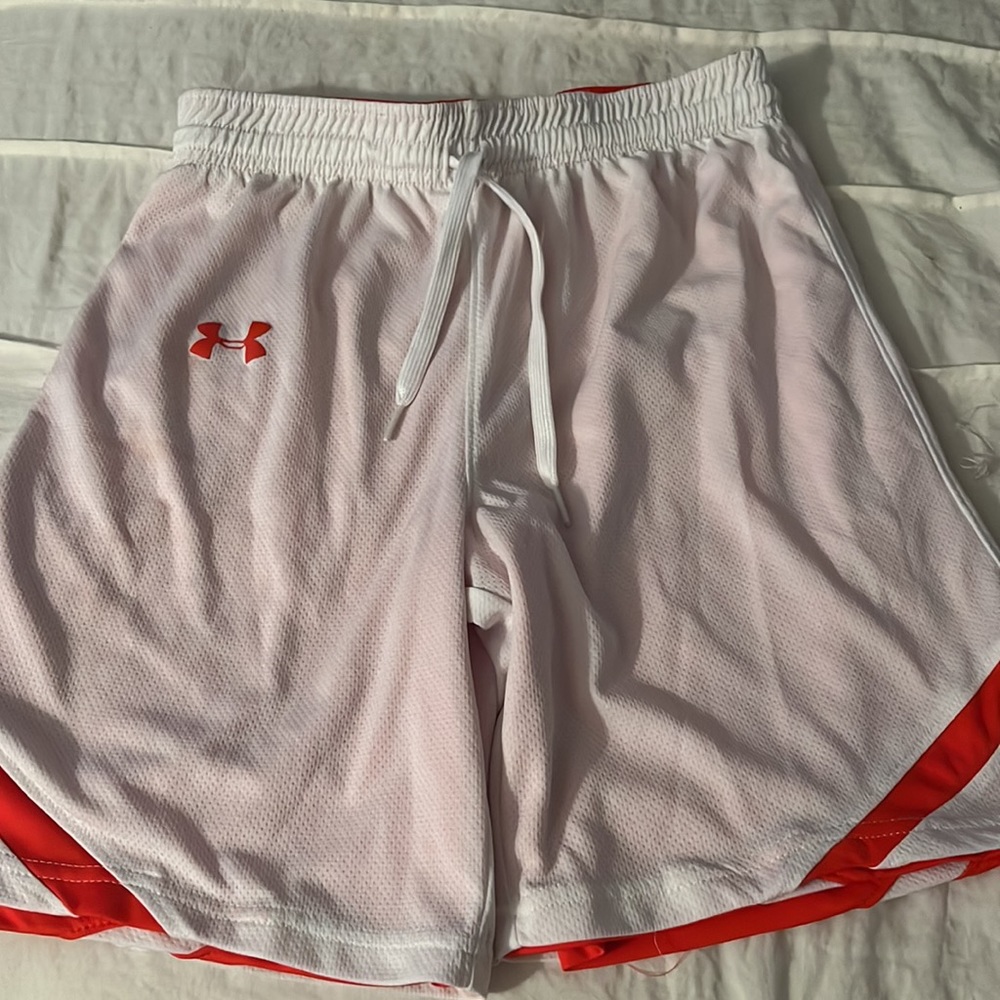 Shorts - Picture 3 of 7
